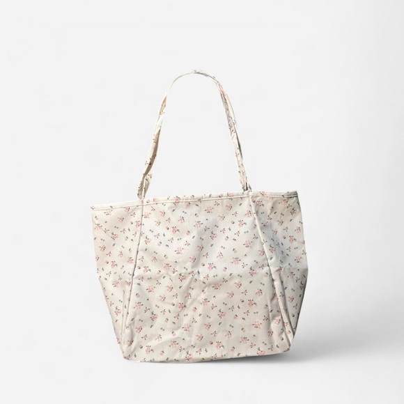 Handbags - NWT Cream Floral Tote Bag - Lightweight Women's Shoulder Bag